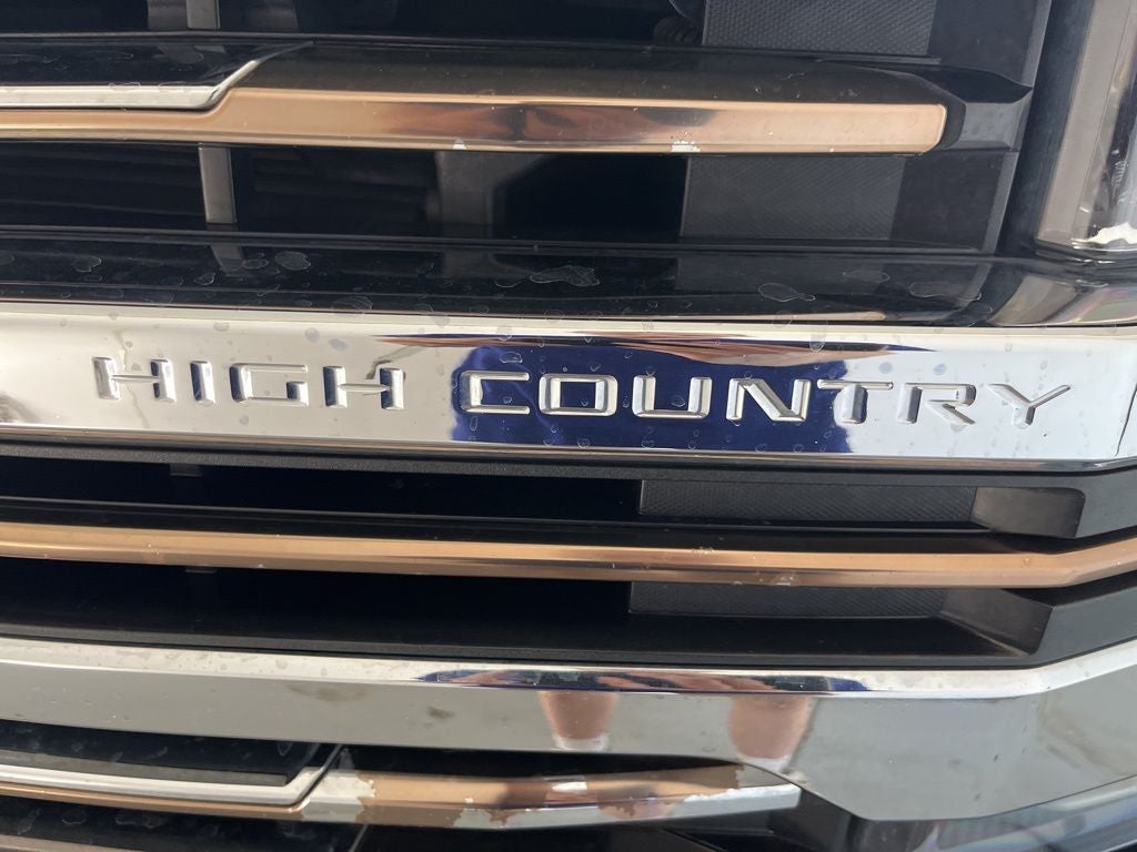 2022 Chevrolet Silverado 1500 LTD High Country