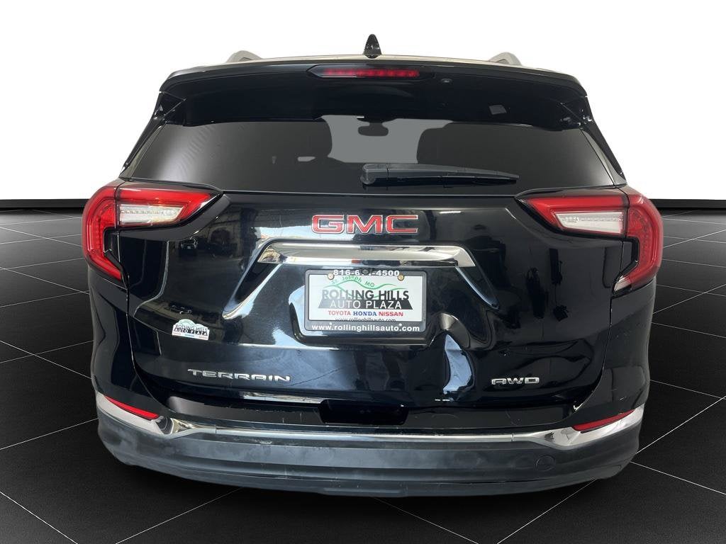2023 GMC Terrain SLT