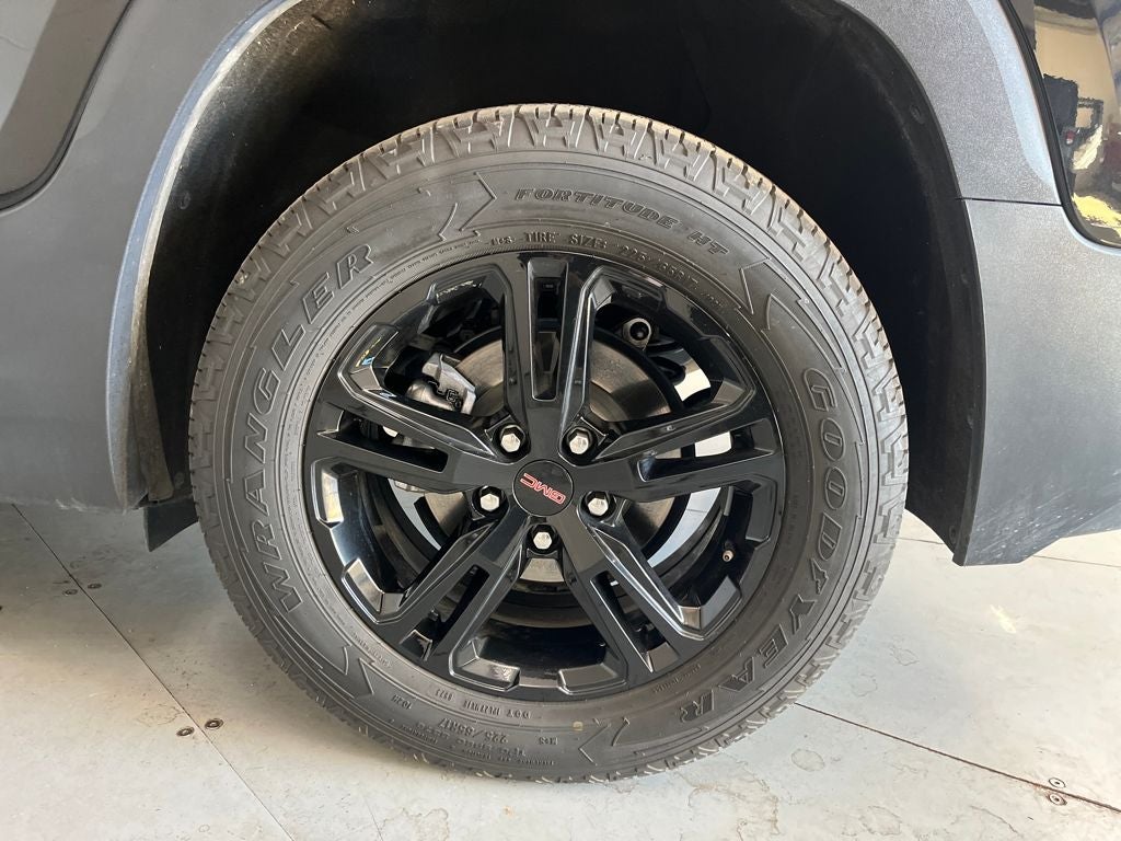 2023 GMC Terrain AT4