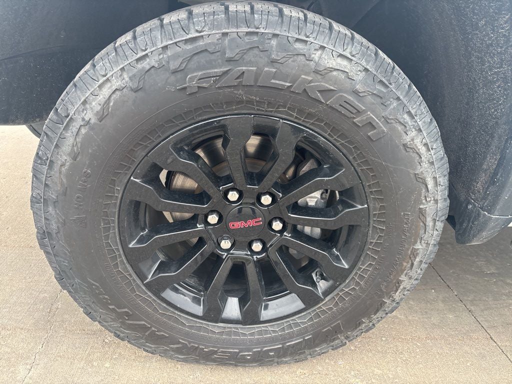 2023 GMC Sierra 1500 AT4X