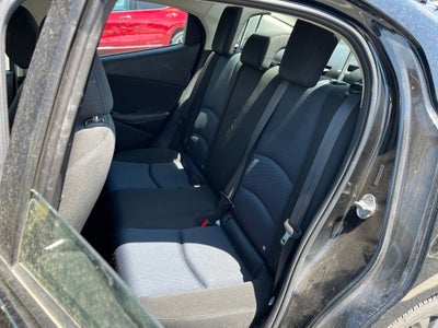 2019 Toyota Yaris LE
