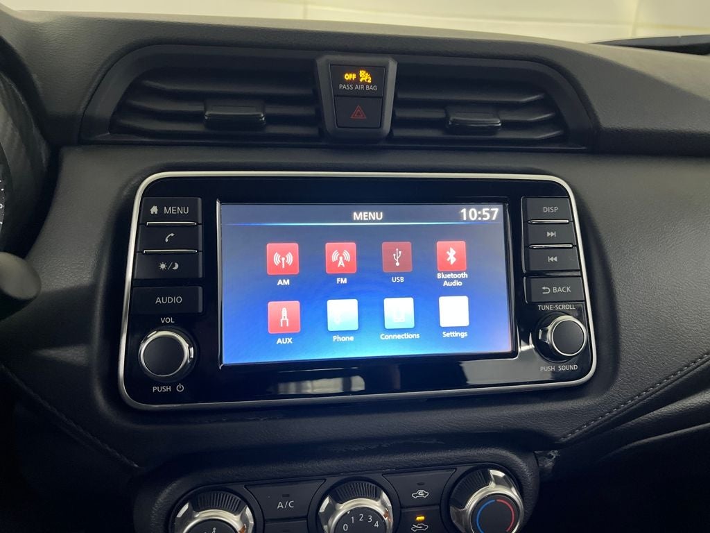 2025 Nissan Versa 1.6 S