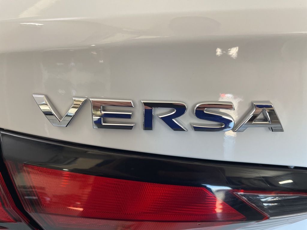 2024 Nissan Versa 1.6 S