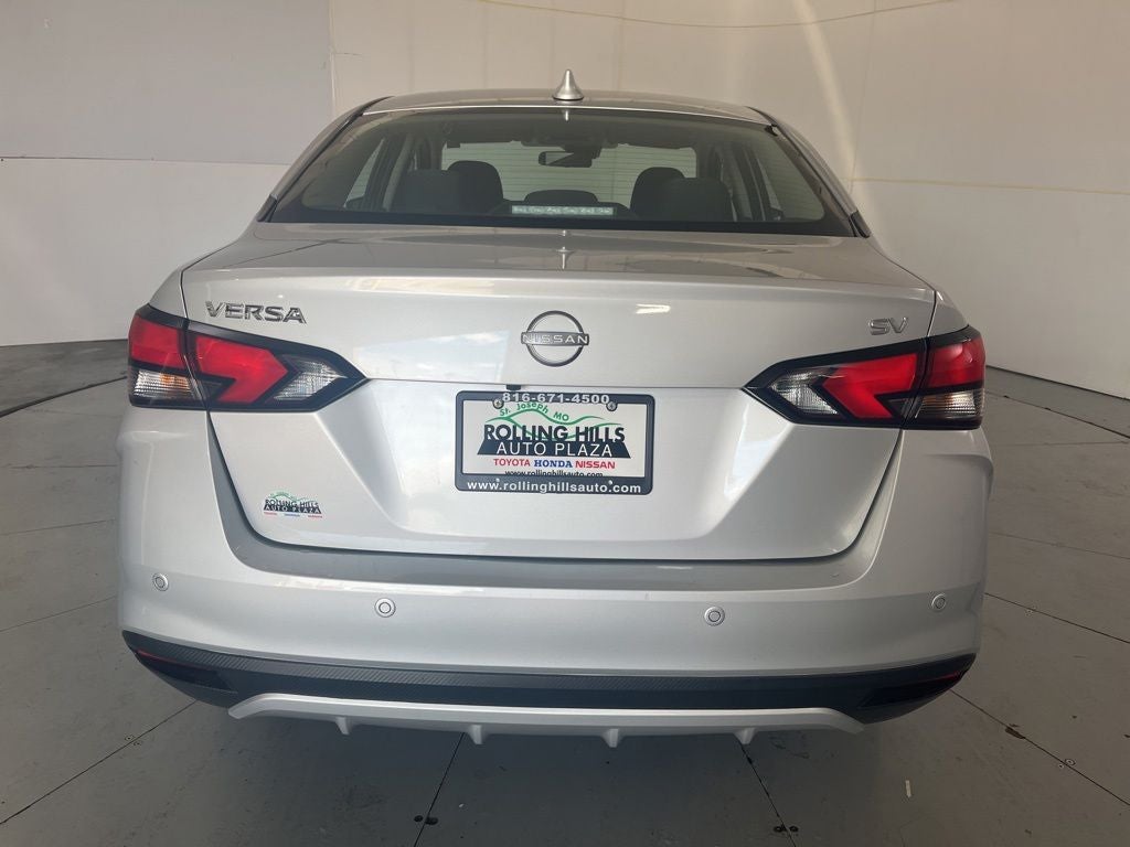 2023 Nissan Versa 1.6 SV