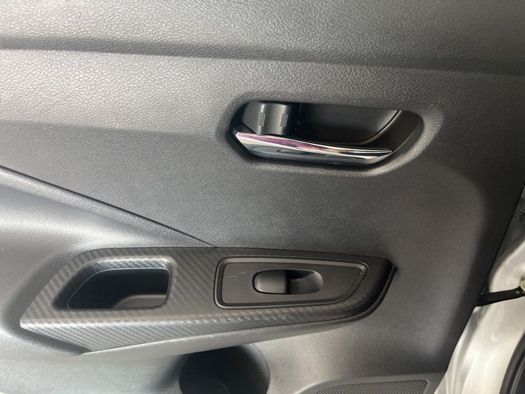 2023 Nissan Versa 1.6 SV