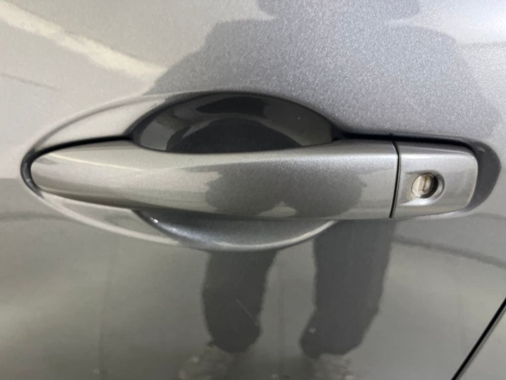 2024 Nissan Versa 1.6 SV