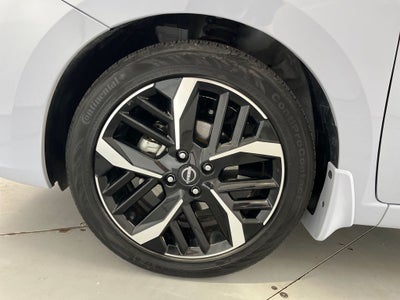 2024 Nissan Versa 1.6 SR