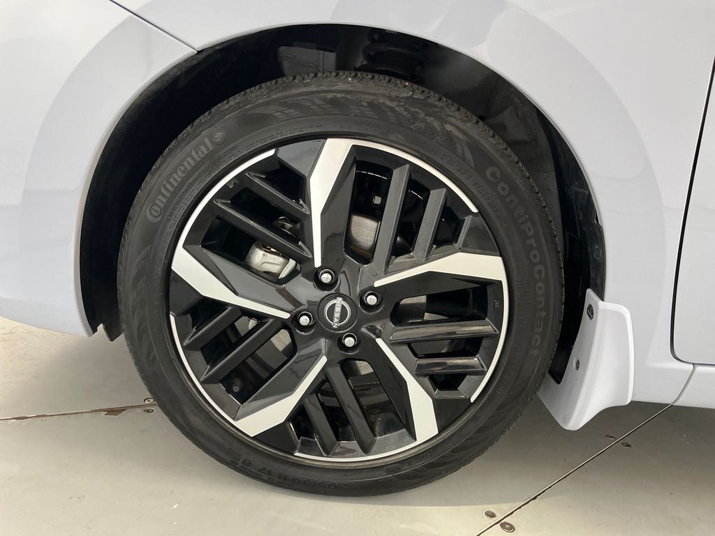 2024 Nissan Versa 1.6 SR