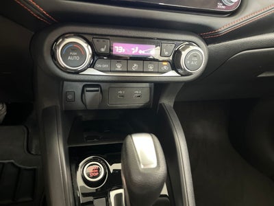 2024 Nissan Versa 1.6 SR