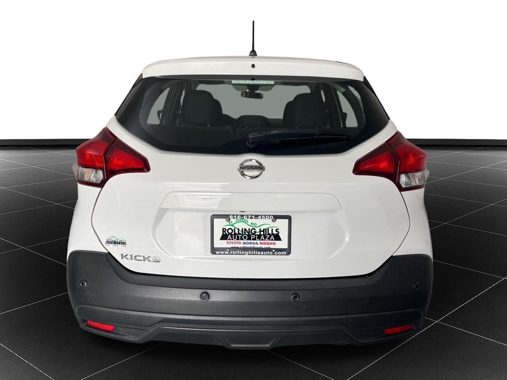 2020 Nissan Kicks S