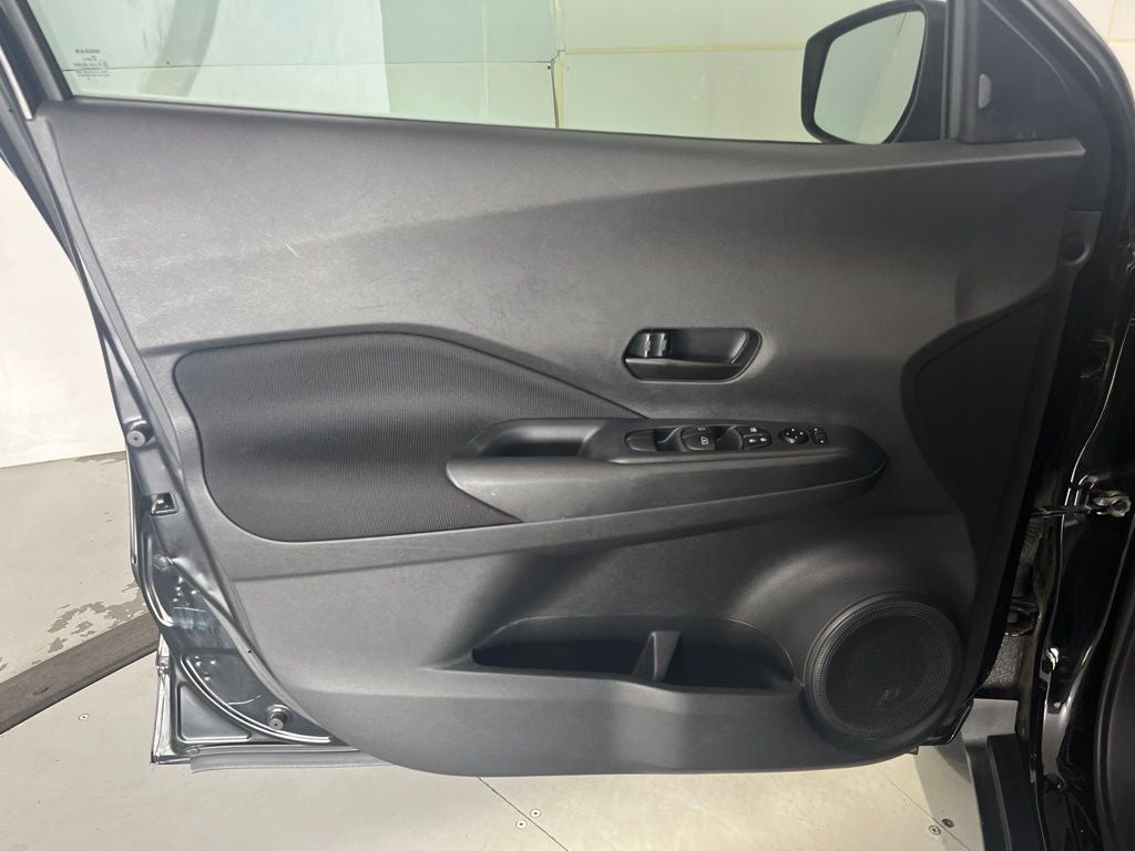 2022 Nissan Kicks S