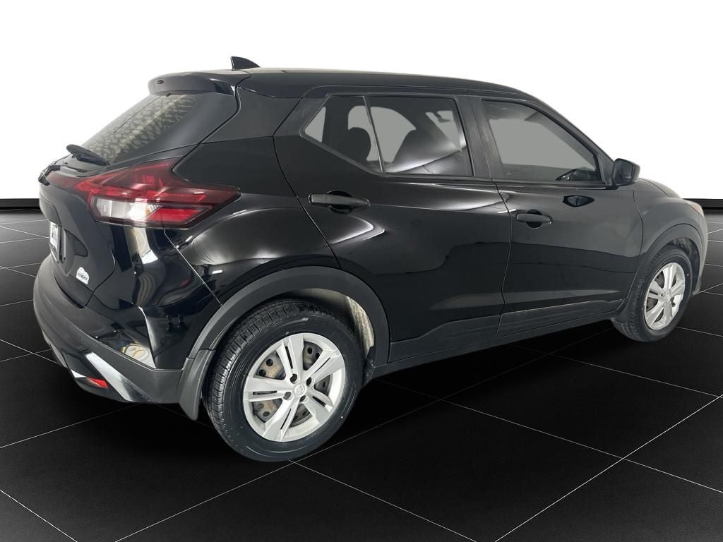2022 Nissan Kicks S