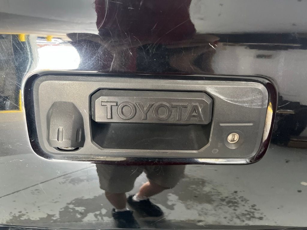 2017 Toyota Tacoma SR5
