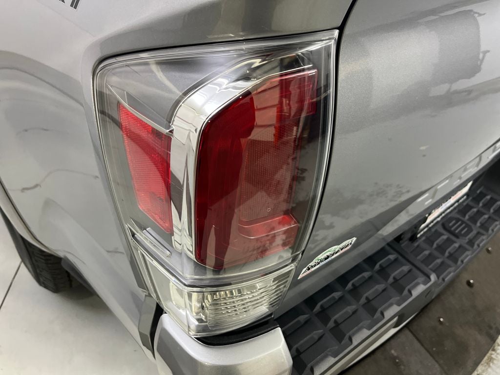 2020 Toyota Tacoma TRD Sport V6