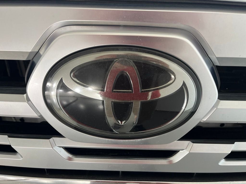 2018 Toyota Tacoma Limited V6