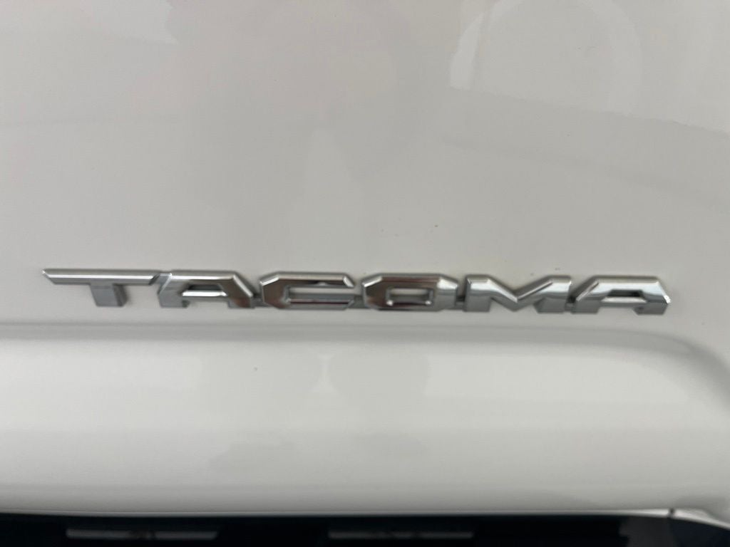 2018 Toyota Tacoma Limited V6