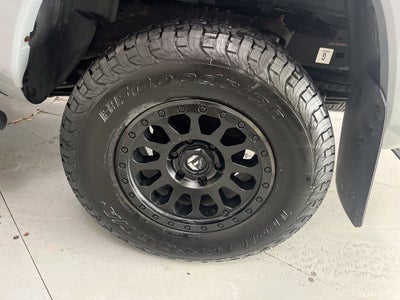 2019 Toyota Tacoma Limited V6