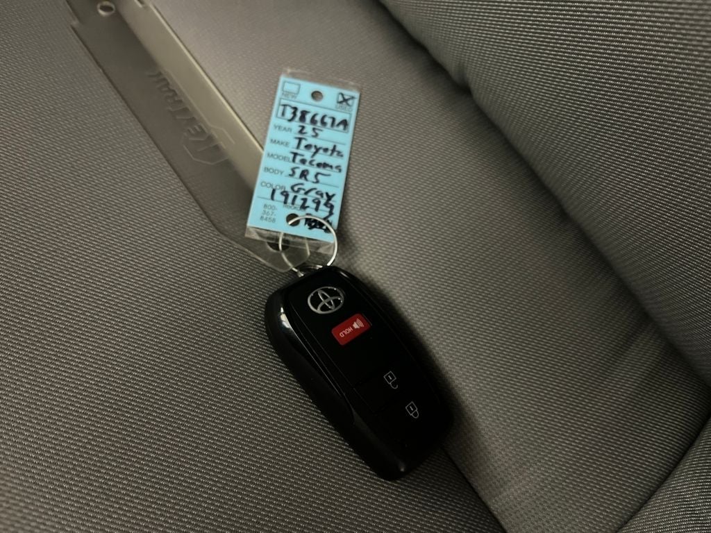 2025 Toyota Tacoma SR5