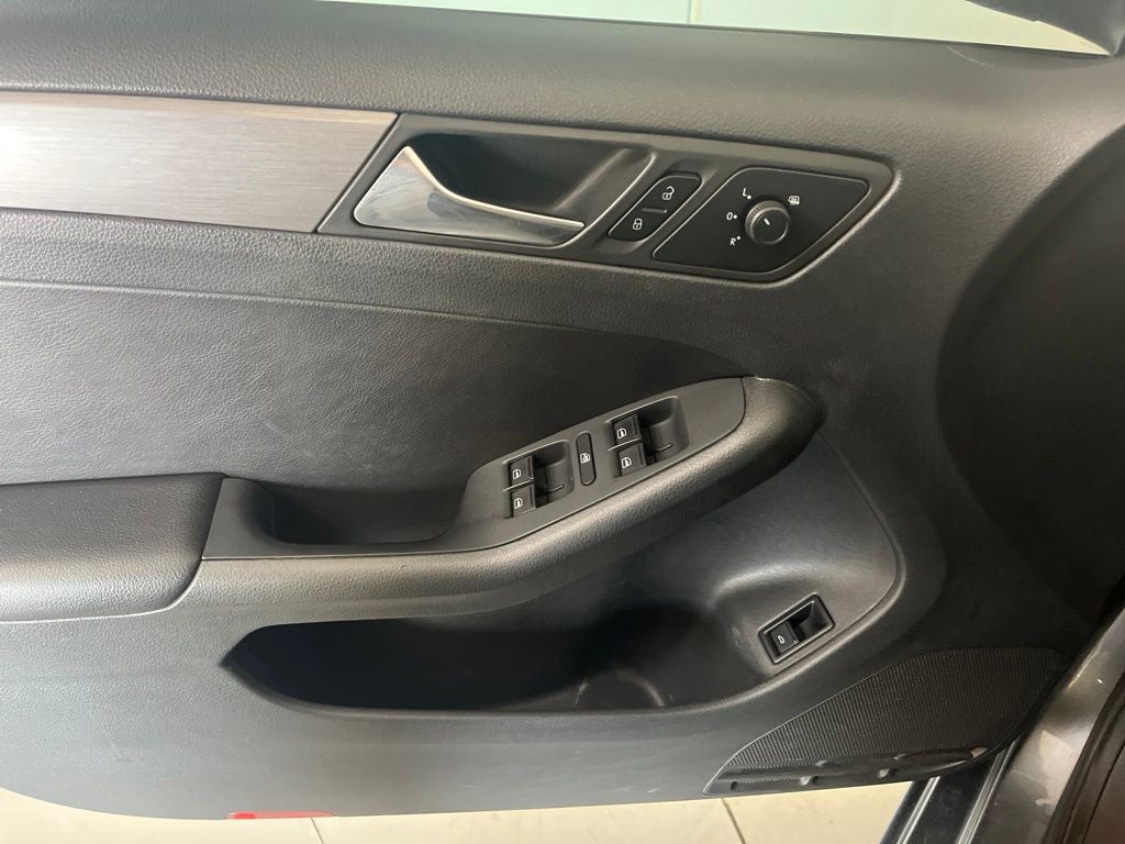 2016 Volkswagen Jetta 1.8T Sport