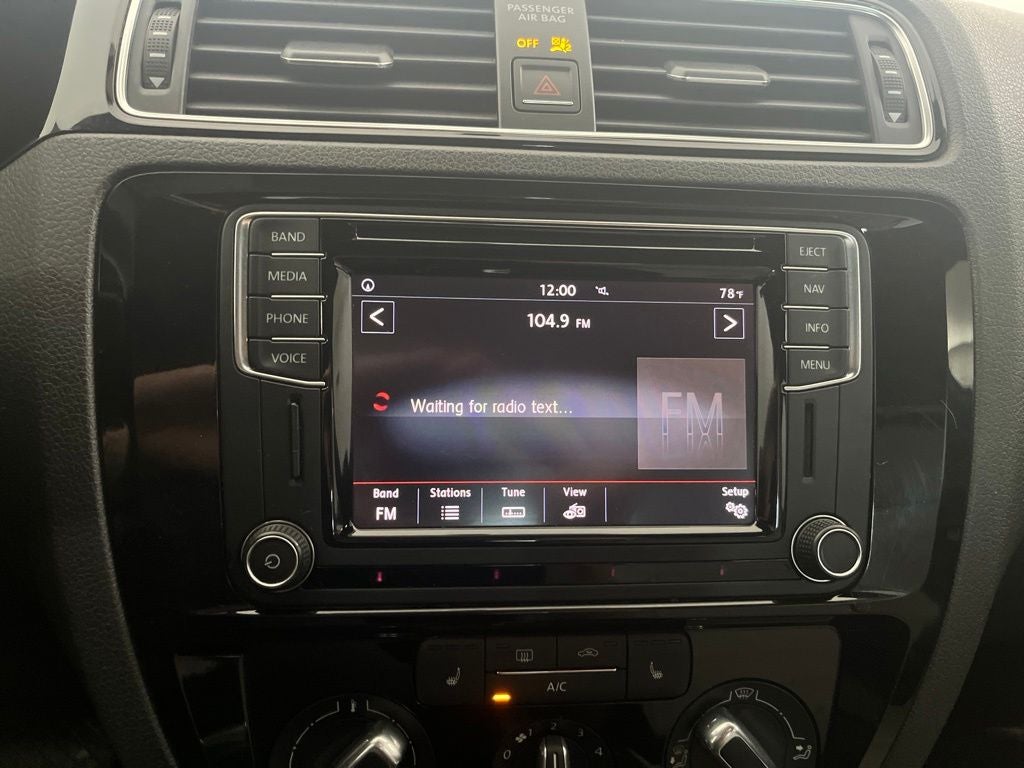 2016 Volkswagen Jetta 1.8T Sport