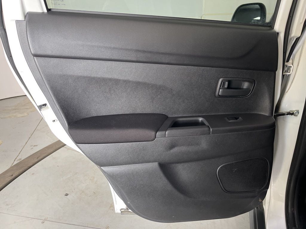 2015 Mitsubishi Outlander Sport ES