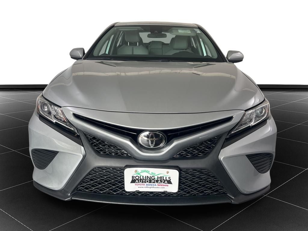 2019 Toyota Camry SE