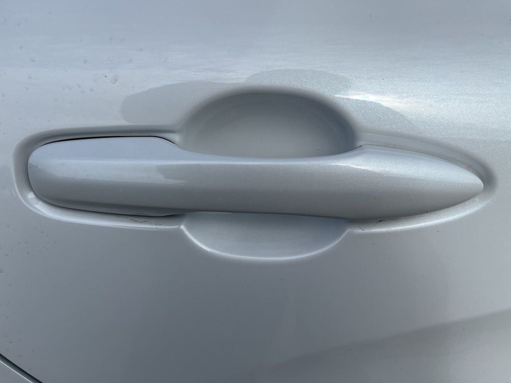 2019 Toyota Avalon Hybrid XSE