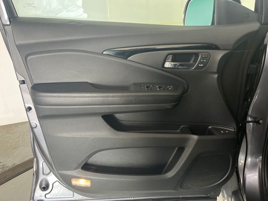 2019 Honda Passport Elite