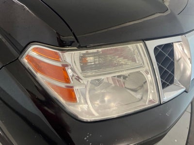 2012 Nissan Pathfinder SV