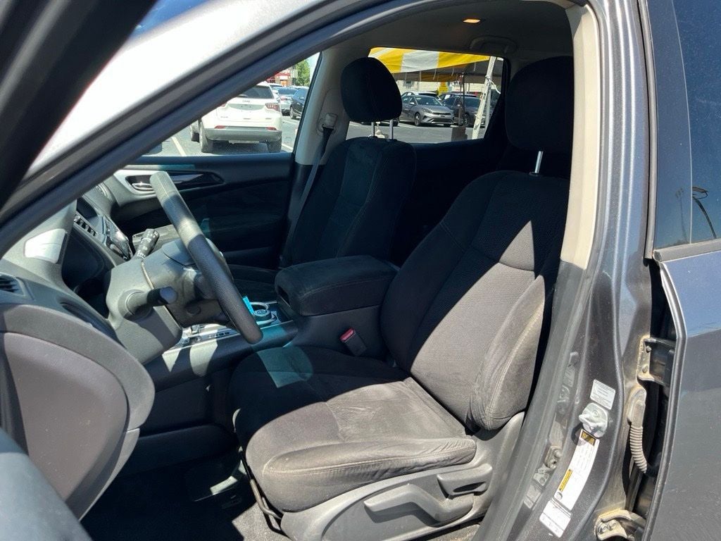2015 Nissan Pathfinder S