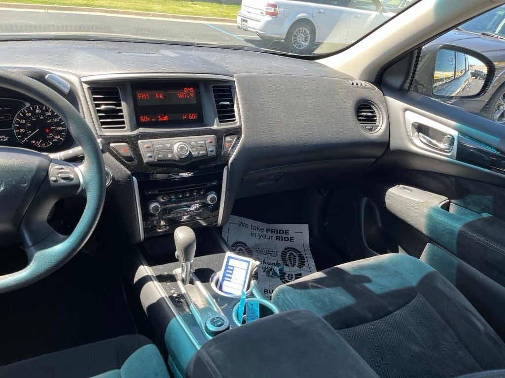 2015 Nissan Pathfinder S