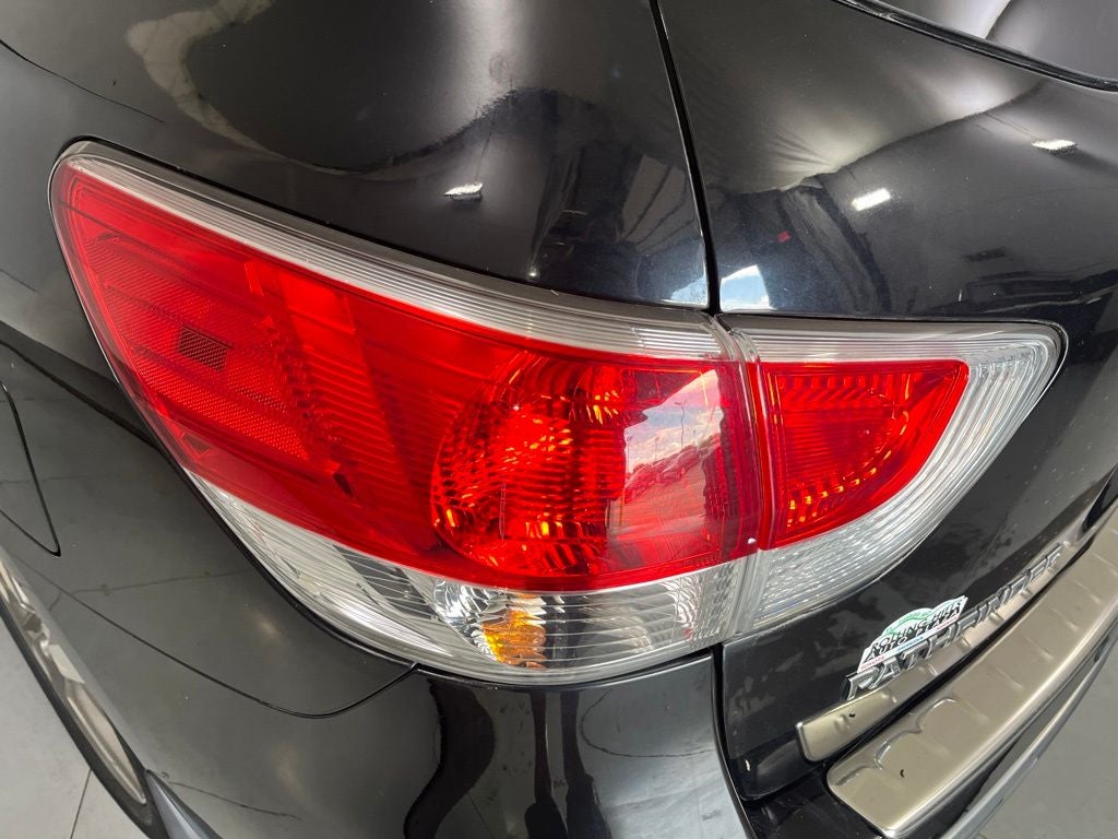 2015 Nissan Pathfinder Platinum