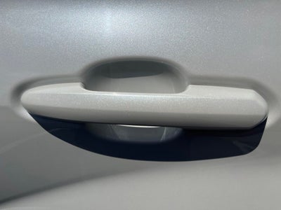 2020 Toyota Highlander LE