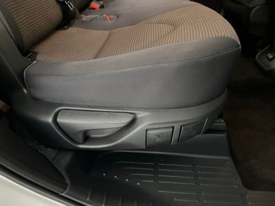 2020 Toyota Highlander LE