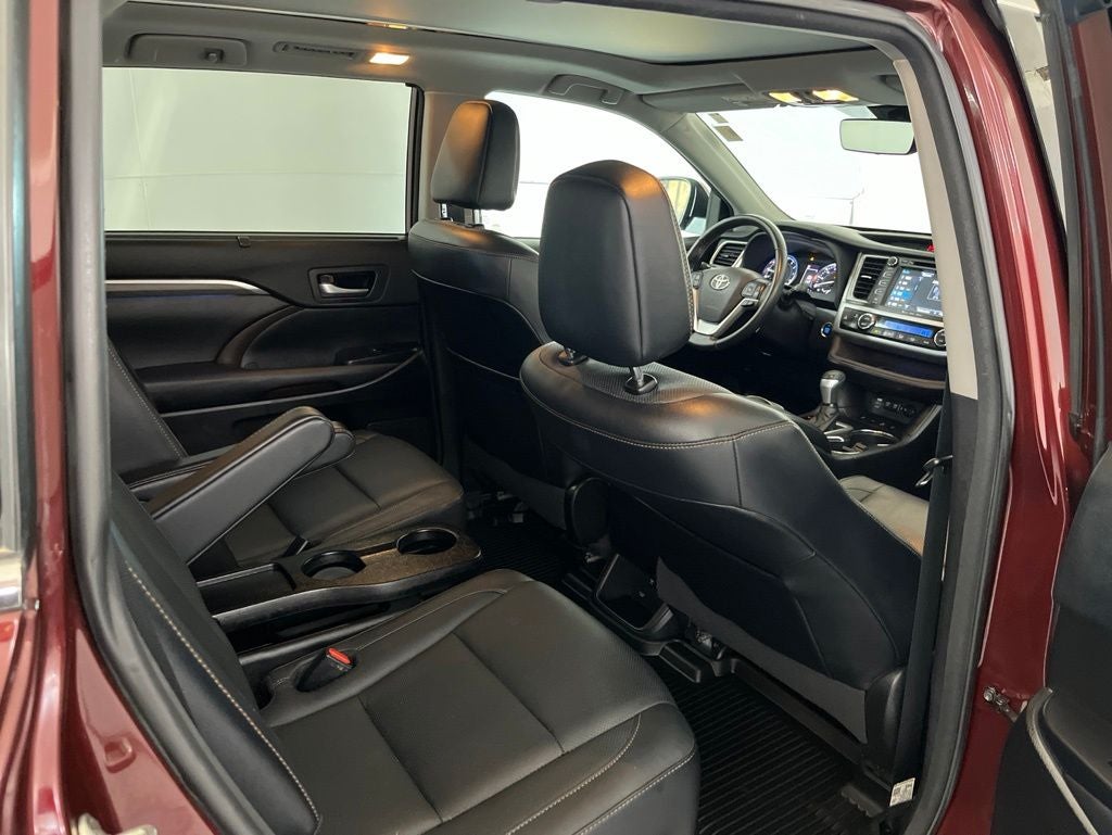 2018 Toyota Highlander Limited Platinum
