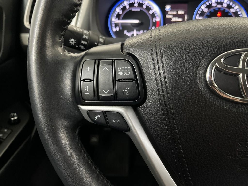 2018 Toyota Highlander Limited Platinum