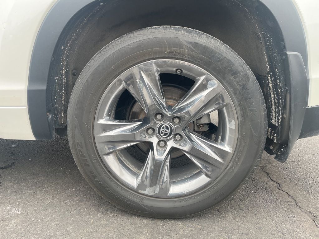 2019 Toyota Highlander Limited Platinum
