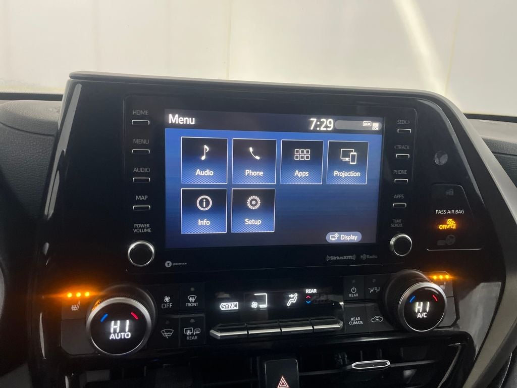 2020 Toyota Highlander XLE