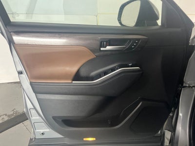 2025 Toyota Highlander Hybrid Limited 25th Edition