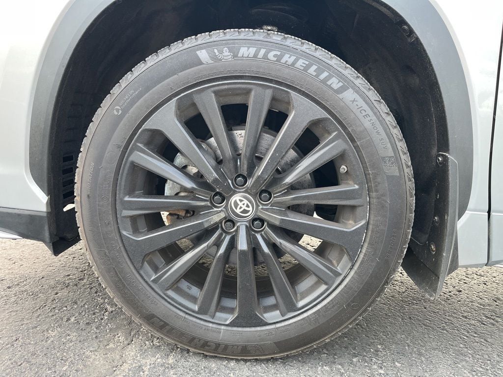2023 Toyota Highlander XSE