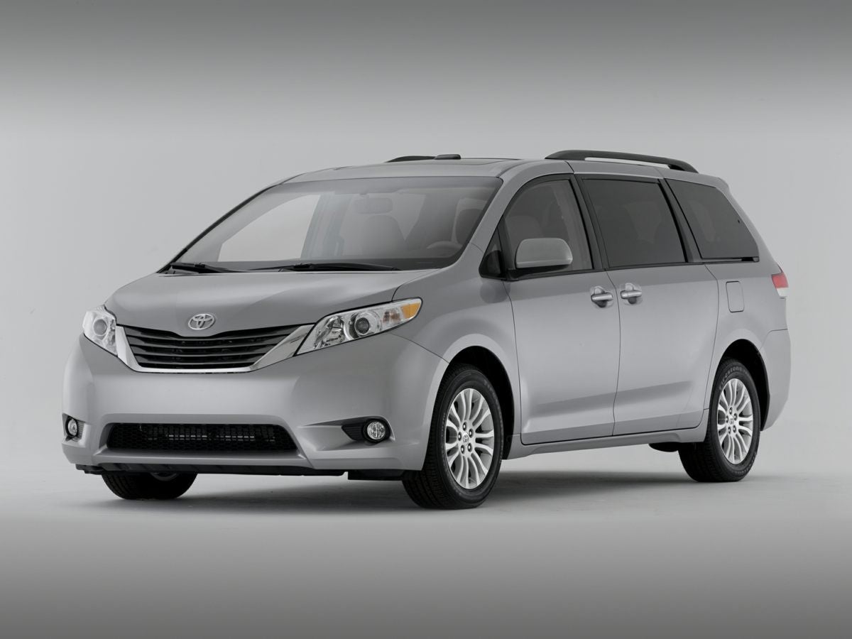 2011 Toyota Sienna LE