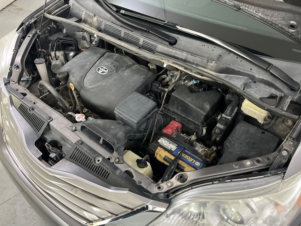 2017 Toyota Sienna XLE 7 Passenger