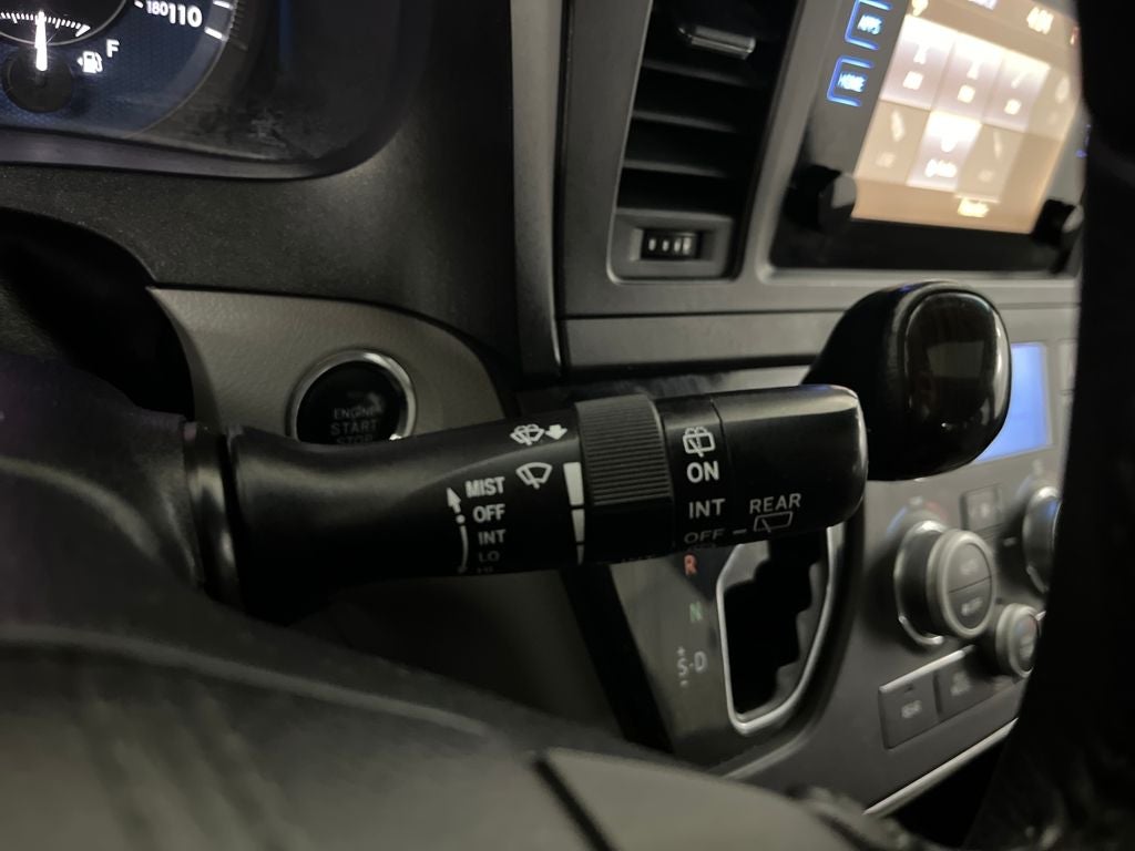 2017 Toyota Sienna XLE 7 Passenger