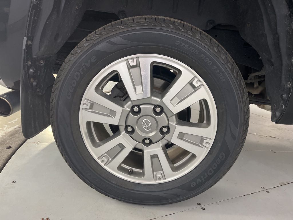 2017 Toyota Tundra Platinum 5.7L V8