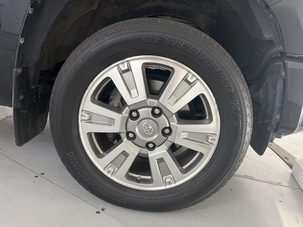 2017 Toyota Tundra Platinum 5.7L V8