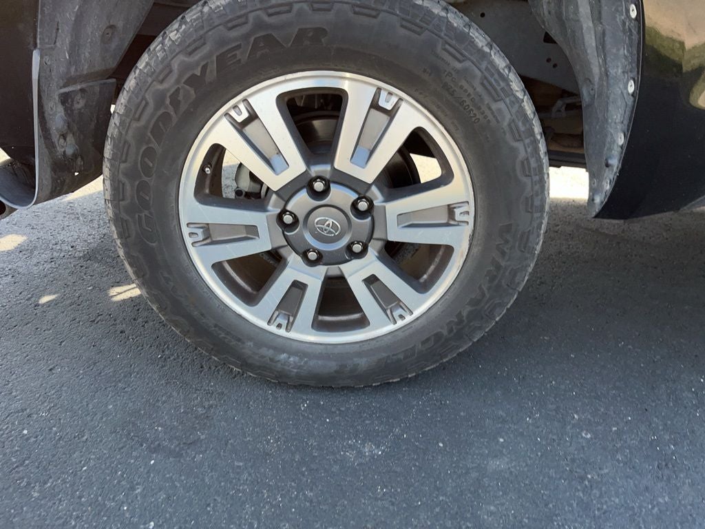 2019 Toyota Tundra Platinum 5.7L V8