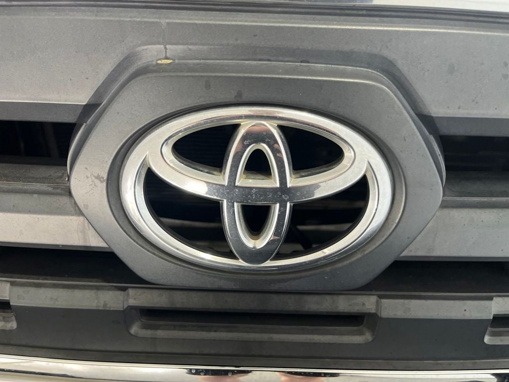 2017 Toyota Tacoma SR5 V6