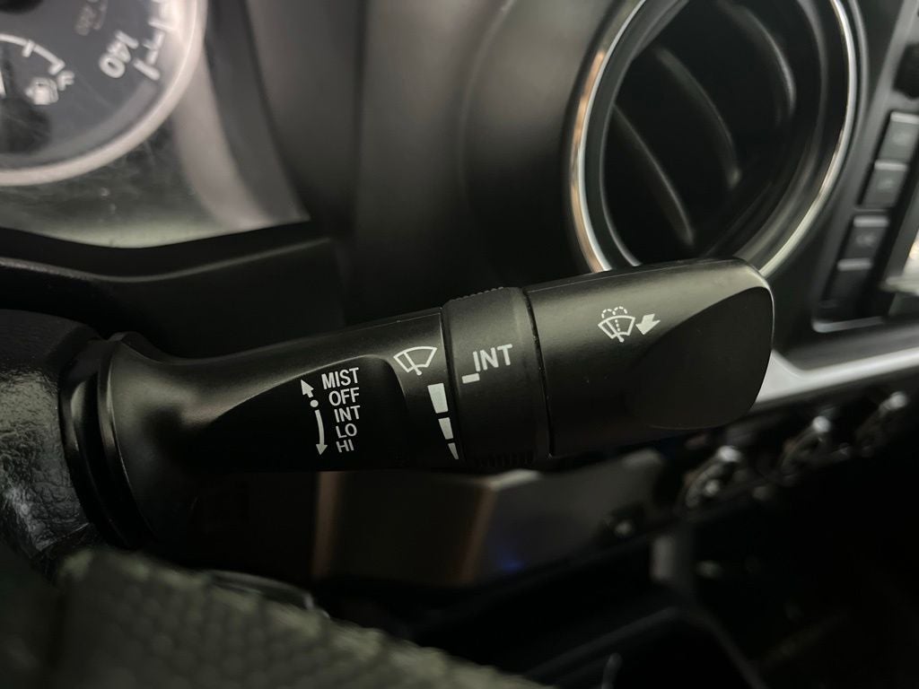 2017 Toyota Tacoma SR5 V6