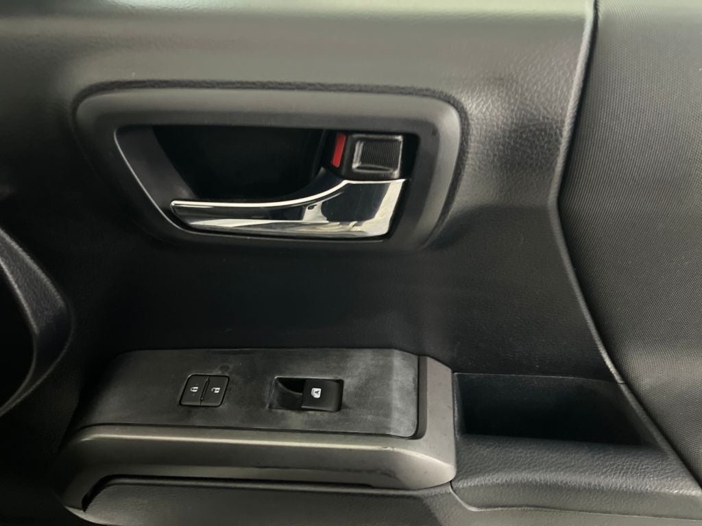 2017 Toyota Tacoma SR5 V6