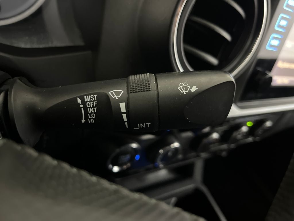 2017 Toyota Tacoma SR5 V6